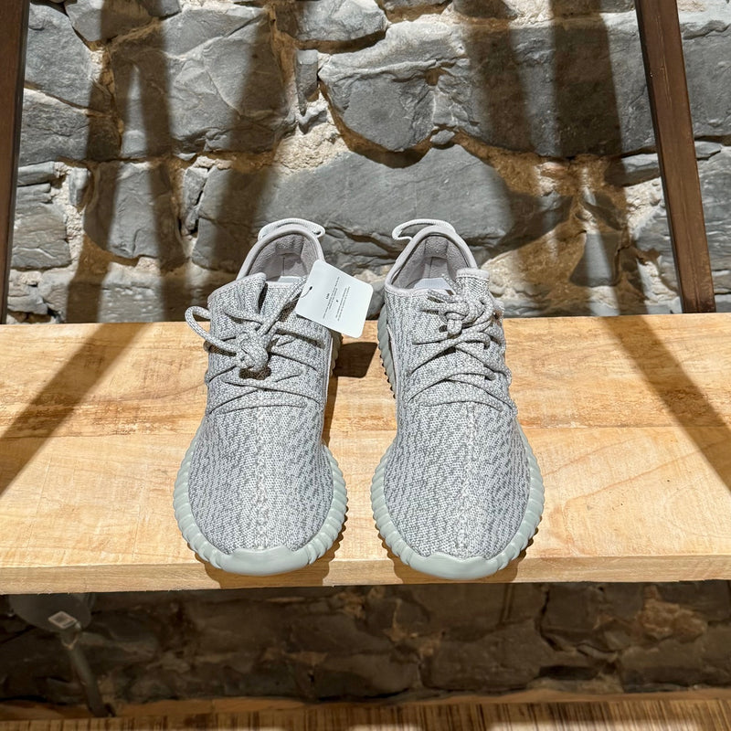 Uppers of Adidas YEEZY Boost 350 Moonrock Grey Low-top Sneakers