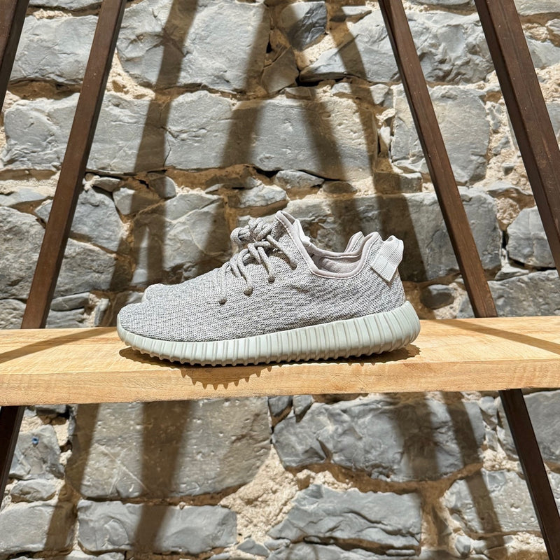 Side of Adidas YEEZY Boost 350 Moonrock Grey Low-top Sneakers