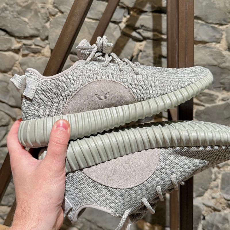 Sides Close up of Adidas YEEZY Boost 350 Moonrock Grey Low-top Sneakers 