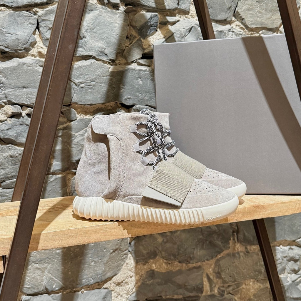 Main photo of Adidas YEEZY Boost 750 Light Brown High-top Sneakers