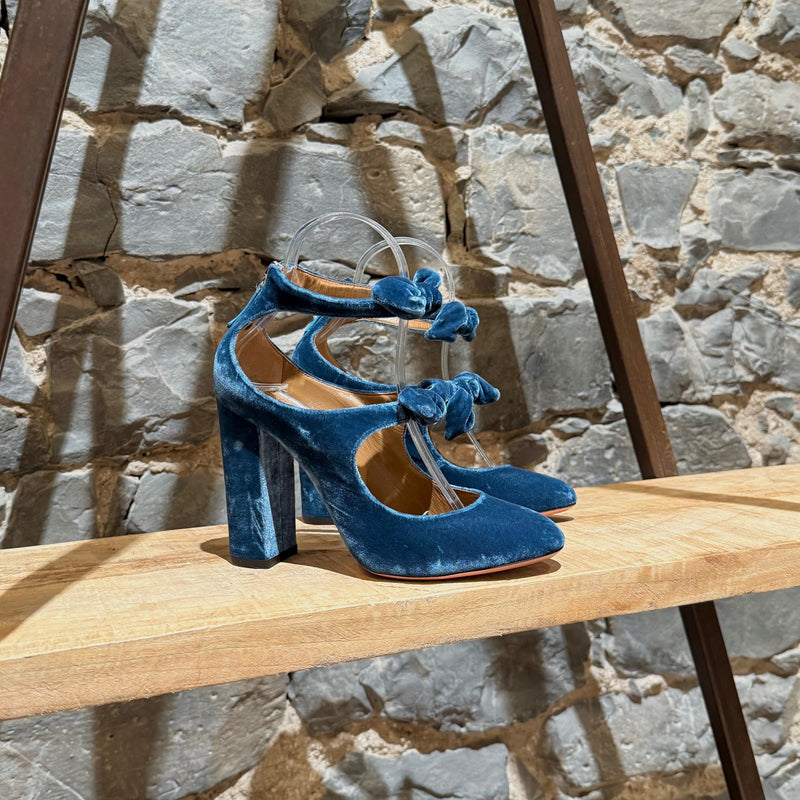 Aquazzura Blue Velvet Mary Jane Sandy Bows Pumps