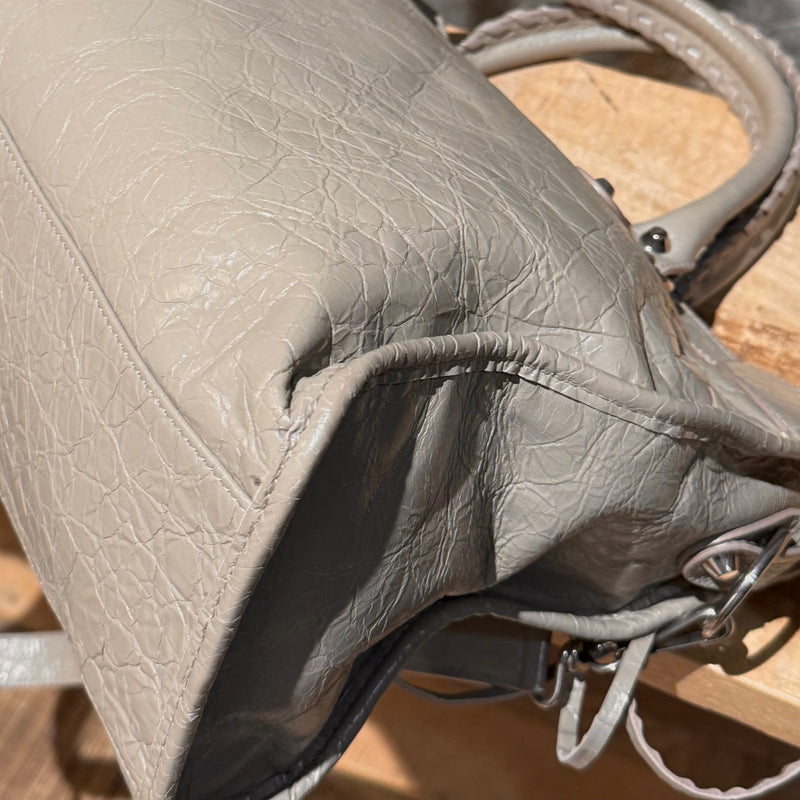 Balenciaga 2024 Beige Arena Leather Medium Le City Bag