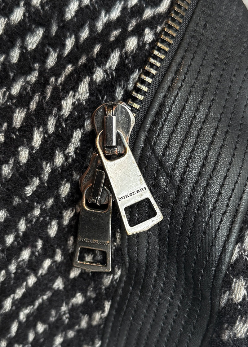 Branded zipper pulls of Burberry Black Leather Sleeves Wool Tweed Coat