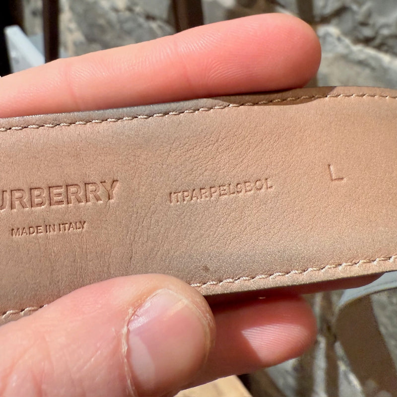 Serial number and size stamps of Burberry TB Grey Leather Logo 35mm Belt