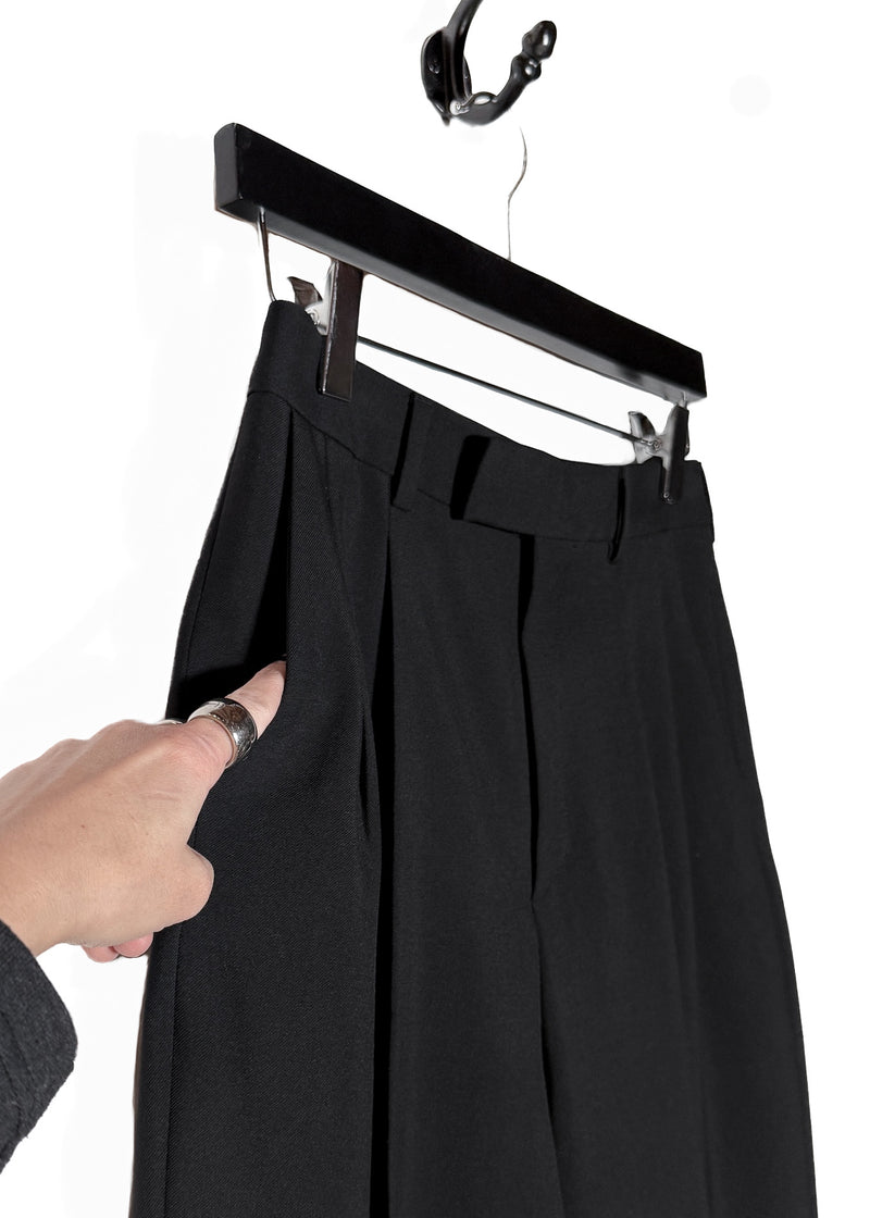 Side pockets of Celine Black Straight Leg Pleated Trousers