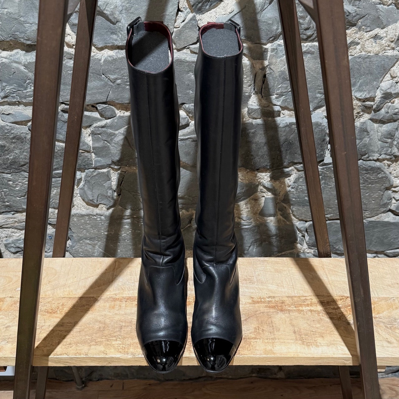 Chanel 2007 Black Cut Out Gladiator Riding Boots – Boutique LUC.S