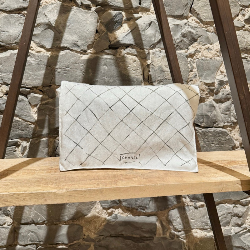 Chanel 2013-2014 Beige Lambskin Jumbo Classic Double Flap Bag