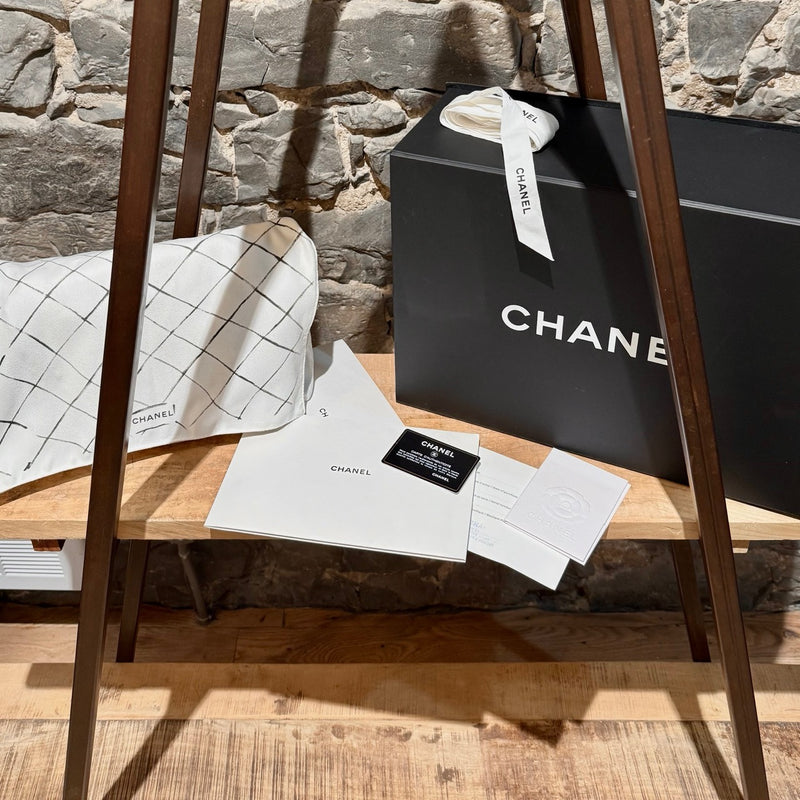 Chanel 2013-2014 Black Lambskin Jumbo Classic Double Flap Bag