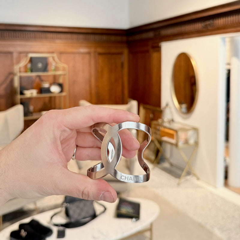 Chanel 2017 Palladium Plated Interlocking CC Cuff Bracelet