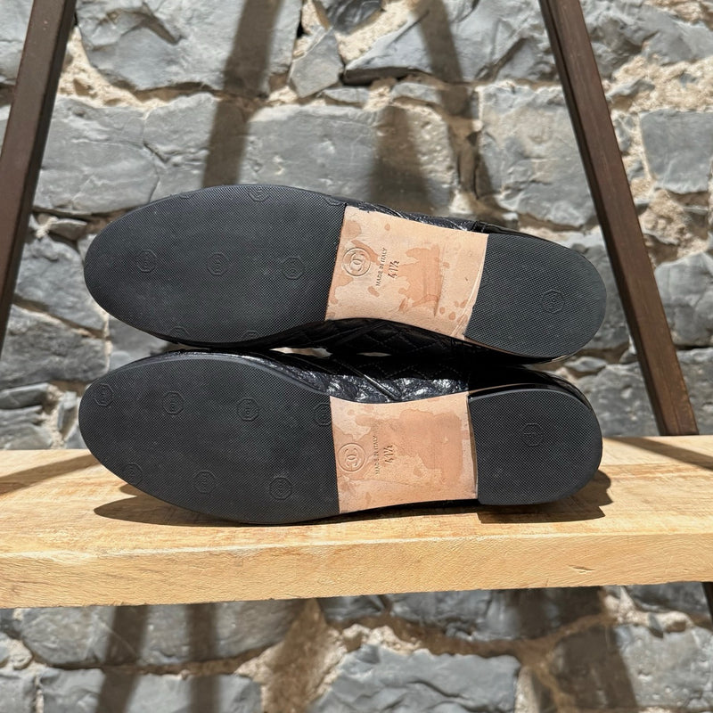 Chanel 2018 Grey Leather Chain Accent CC Logo Flat Ankle Boots