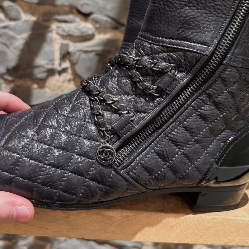 Chanel 2018 Grey Leather Chain Accent CC Logo Flat Ankle Boots