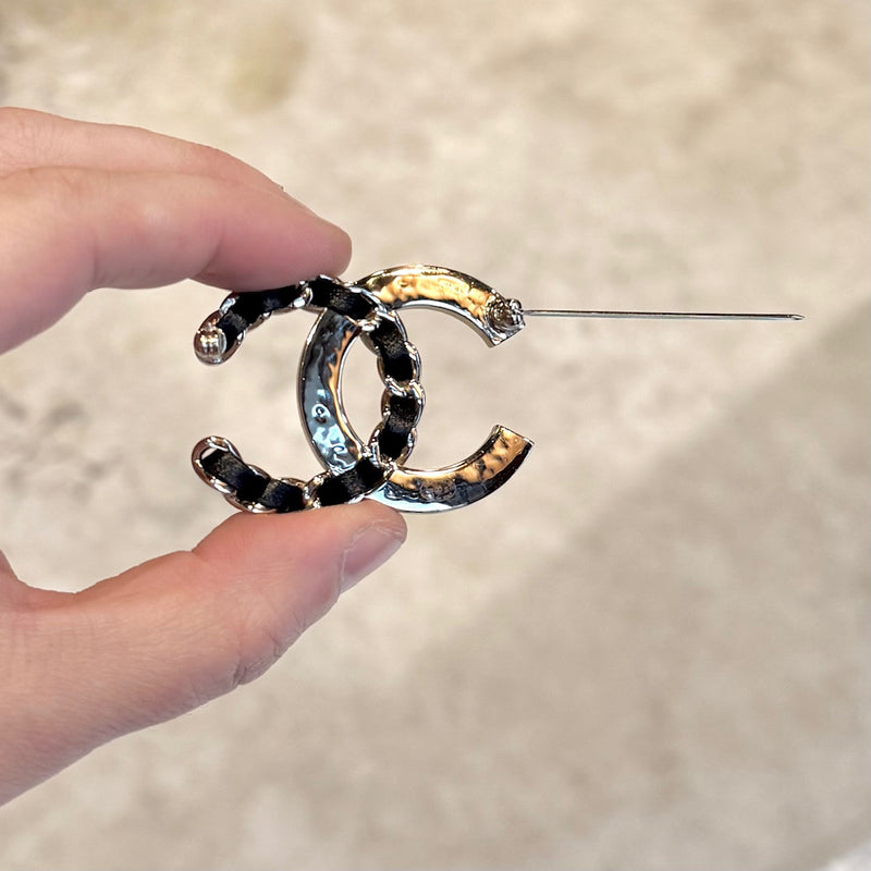 Chanel 2019 Crystal Chain Logo CC Brooch