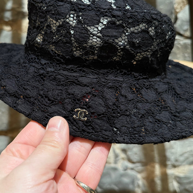 Brand logo of Chanel 2021 Coco Beach Black Lace Hat