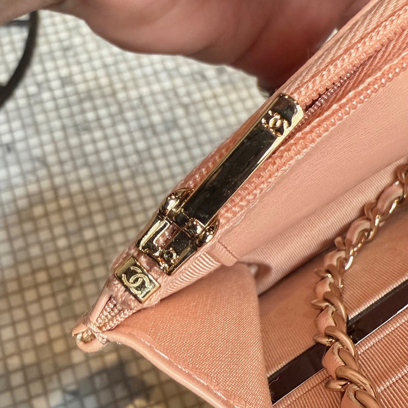 Branded hardware of Chanel 2021 Pink Lambskin Quilted CC Classic Wallet On Chain