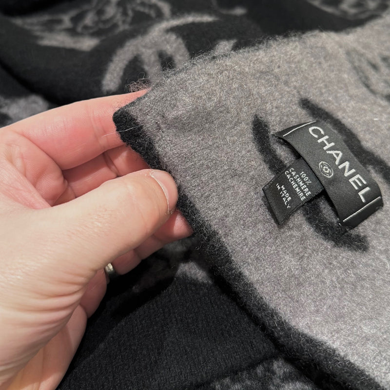 Chanel Black Grey CC Camelia Intersia Rectangular Cashmere Scarf
