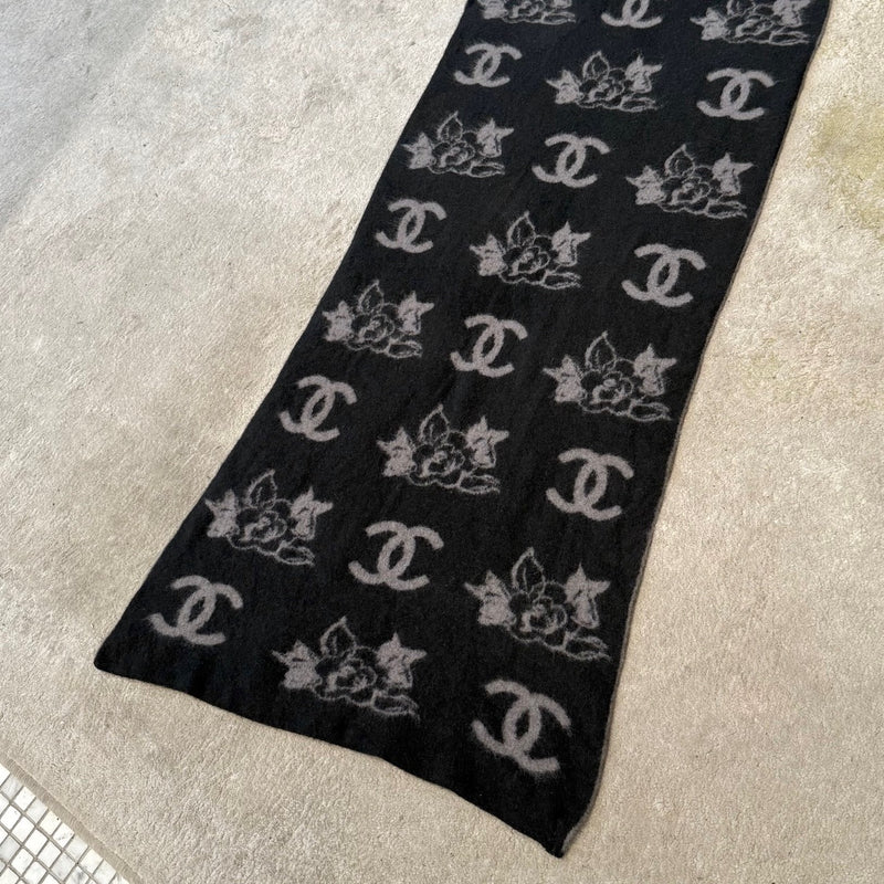 Chanel Black Grey CC Camelia Intersia Rectangular Cashmere Scarf