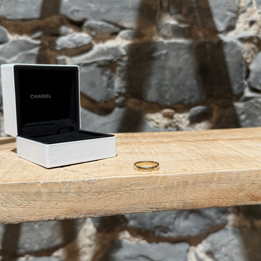 Chanel Coco Crush Mini Version Yellow Gold Ring with box
