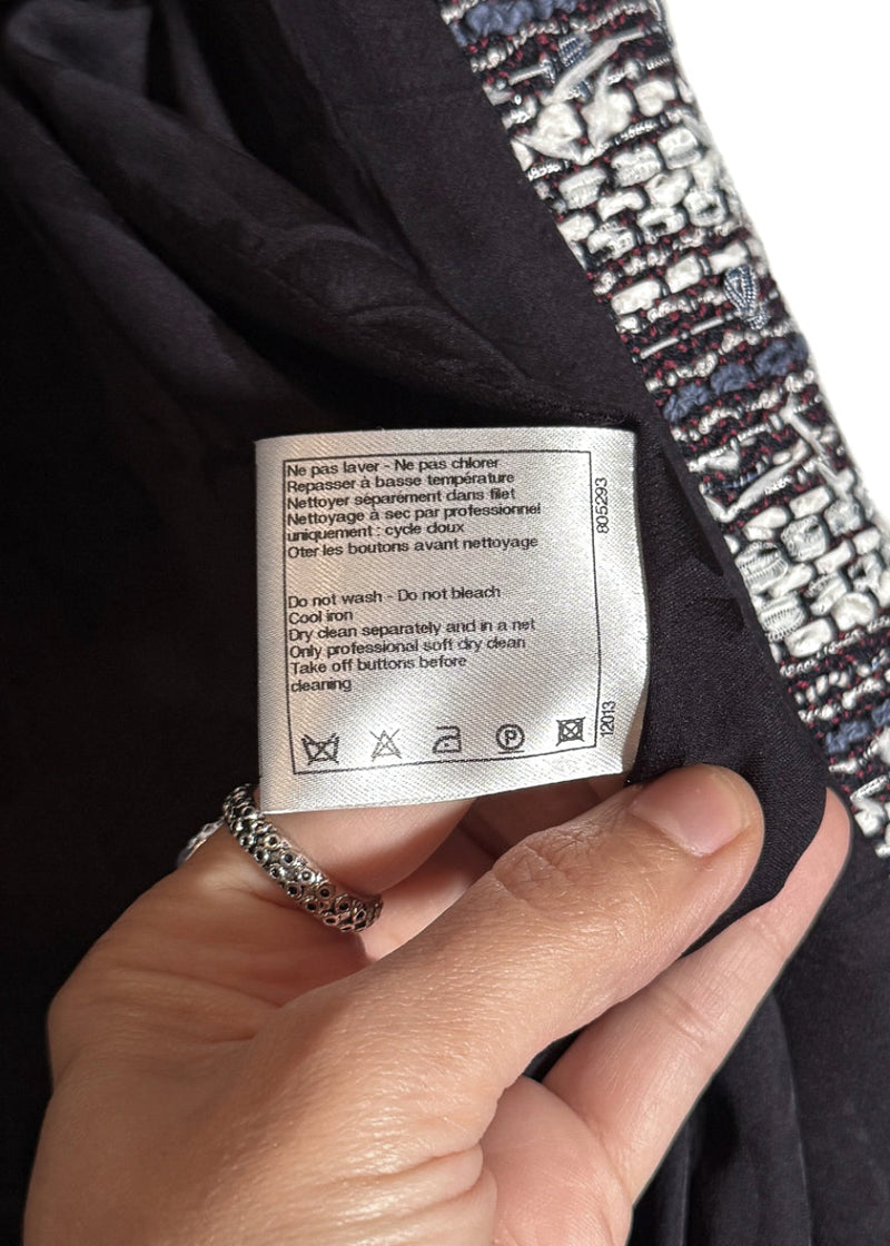 Labels of Chanel SS13 Paris/Singapore Navy Blue White Tweed Jacket