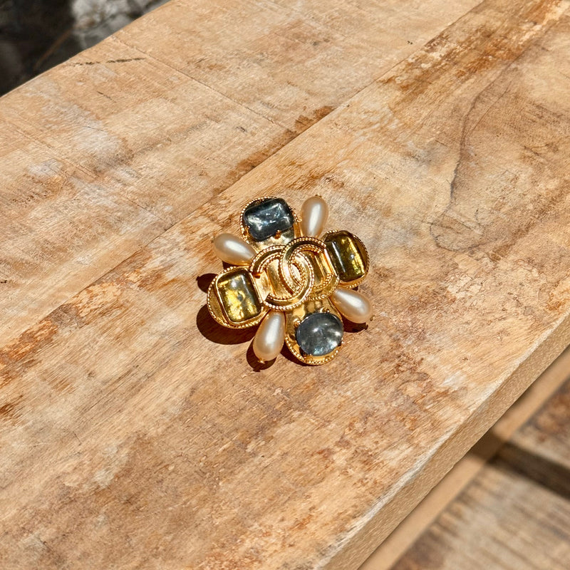 Chanel Vintage 97A CC Gripoix Byzantine Gold-tone Brooch