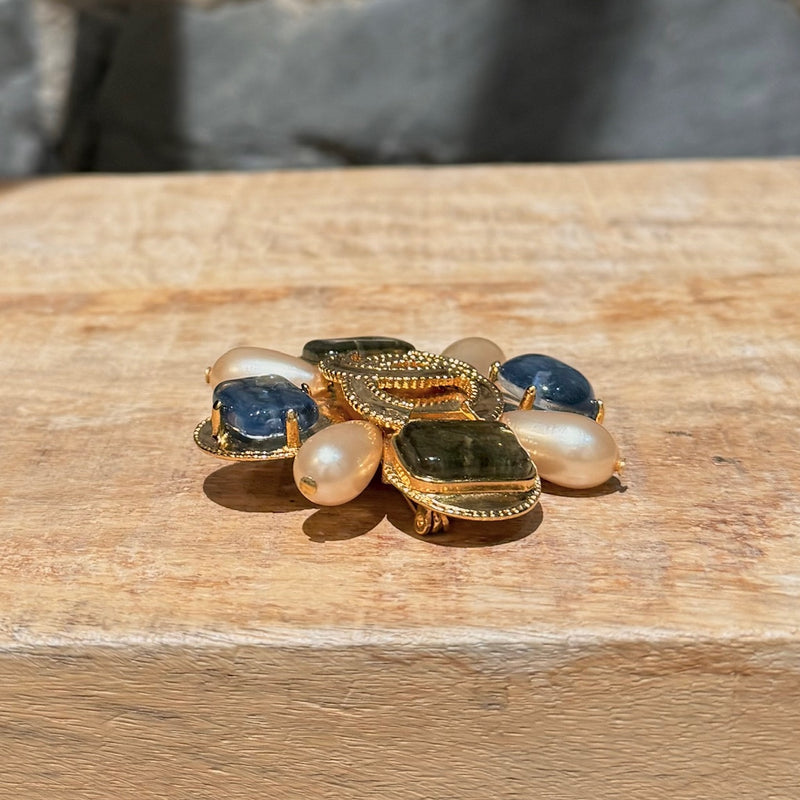 Chanel Vintage 97A CC Gripoix Byzantine Gold-tone Brooch