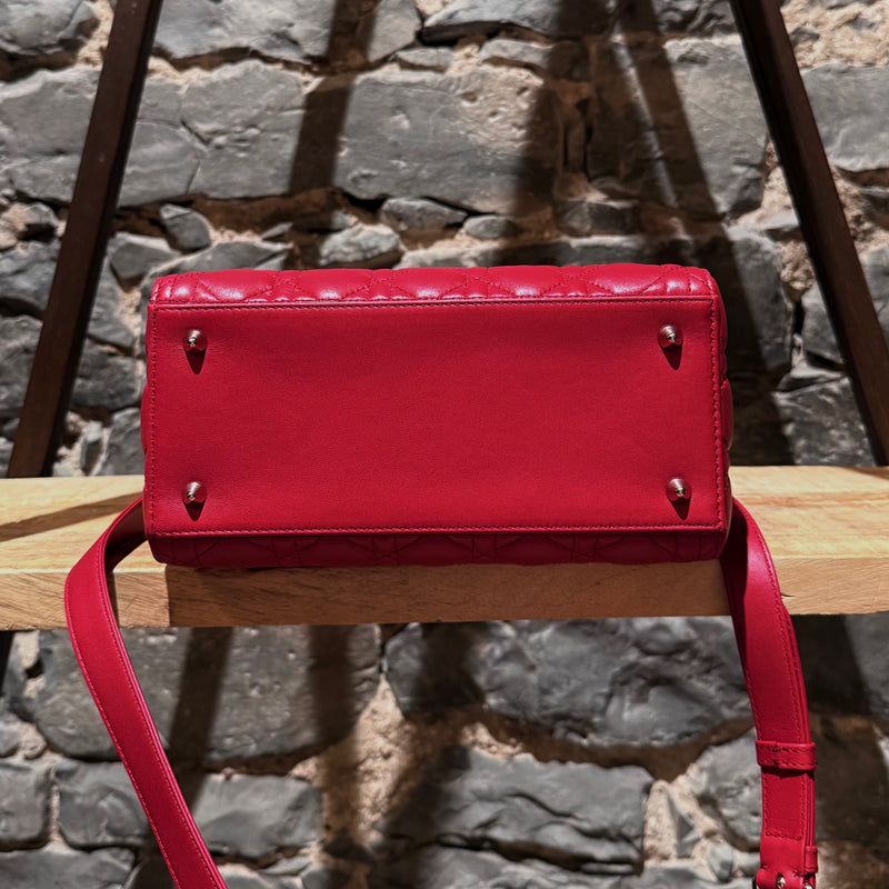 Bottom view of Dior 2022 Fuchsia Pink Lambskin Cannage Medium Lady Dior Handbag