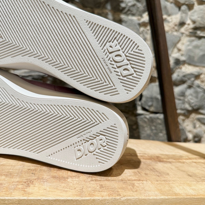 Branded outsole of Dior B101 Pink Suede Low-top Sneakers
