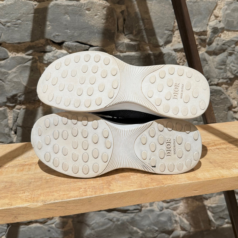 Branded outsole of Dior B25 Black Mesh Logo Sneakers