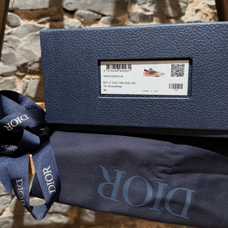 Box and dustbag of Dior Light Brown Beige Oblique B27 Low-top Sneakers