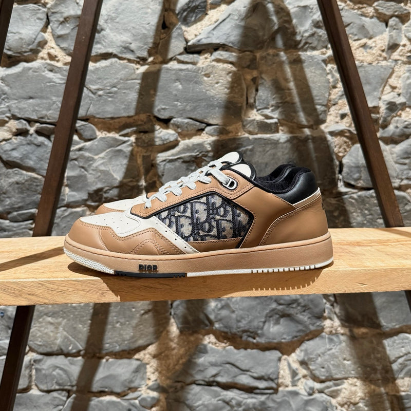 A side view of Dior Light Brown Beige Oblique B27 Low-top Sneakers
