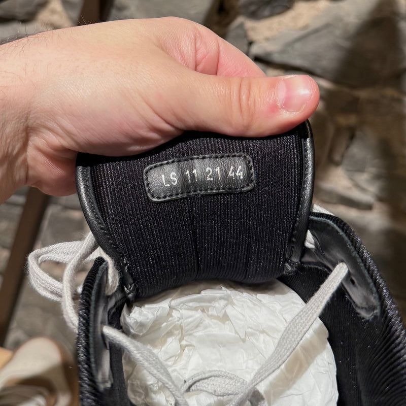 Patch of Dior Light Brown Beige Oblique B27 Low-top Sneakers