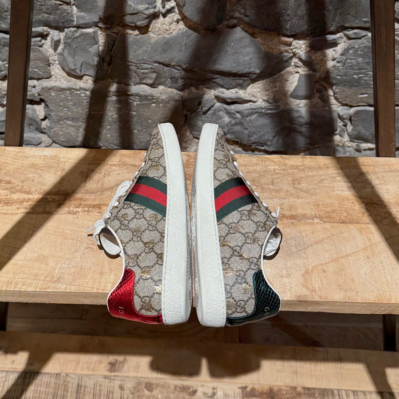 Gucci Bee Print GG Supreme Ace Low-top Sneakers