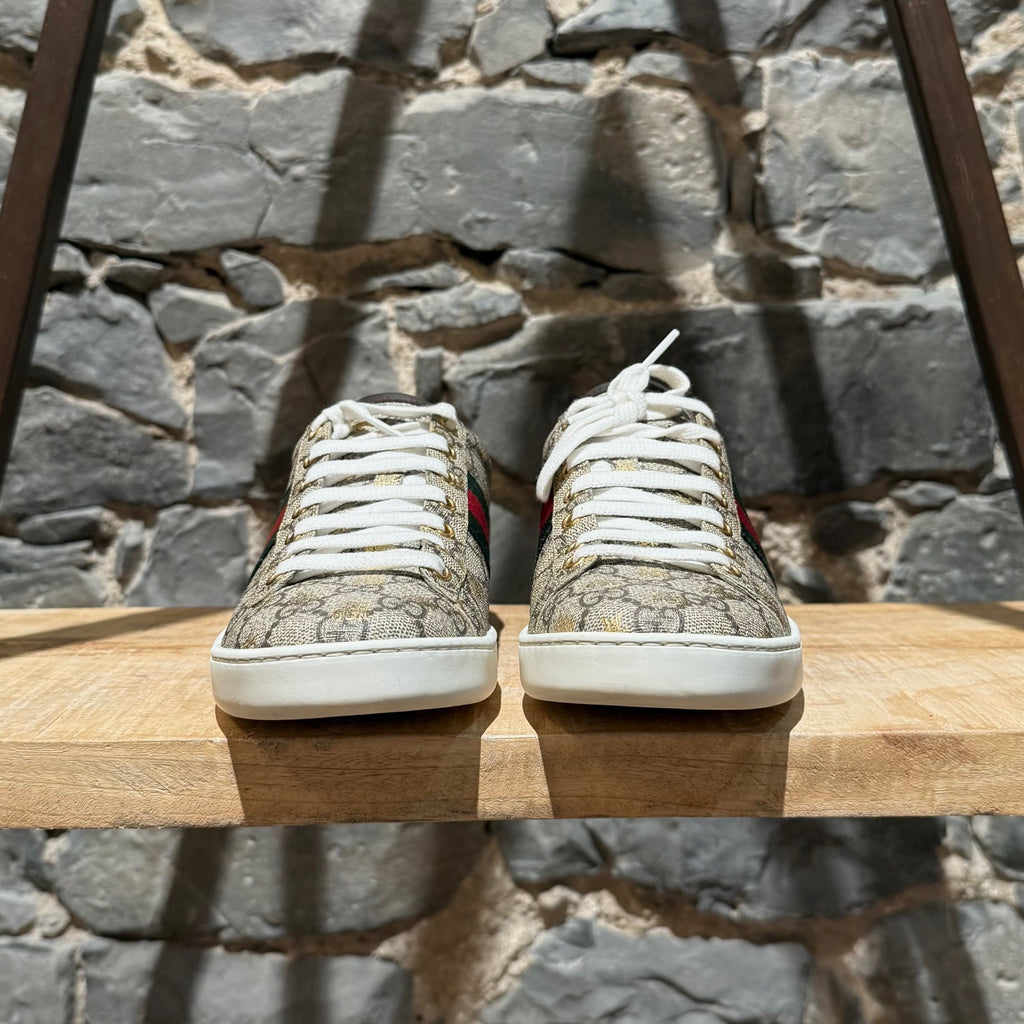Gucci Bee Print GG Supreme Ace Low-top Sneakers