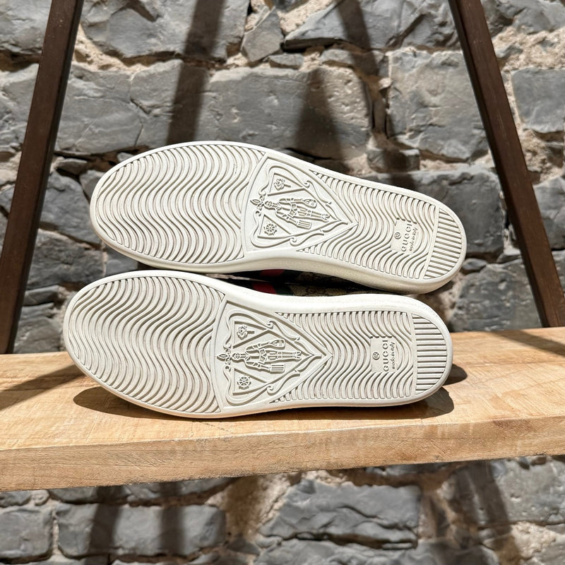 Gucci Bee Print GG Supreme Ace Low-top Sneakers