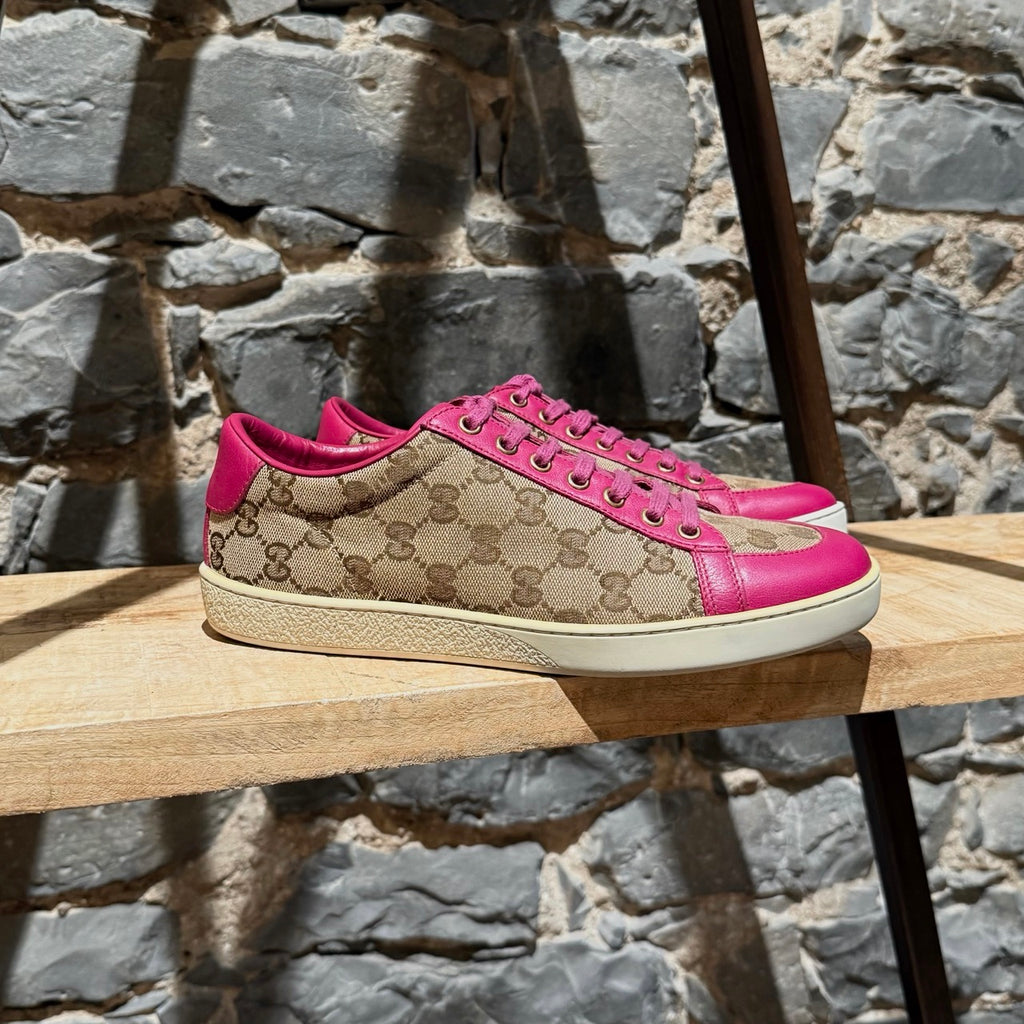 Gucci Beige GG Canvas Fuchsia Leather Brooklyn Low-top Sneakers