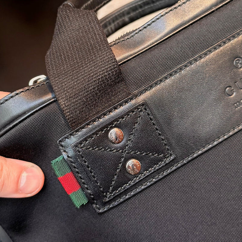 Close-up on Gucci Black Canvas Leather Sherry Line Business Bag