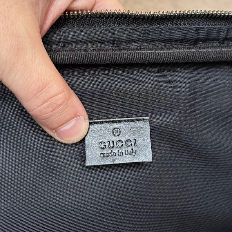 Brand patch on Gucci Black Canvas Leather Sherry Line Business Bag