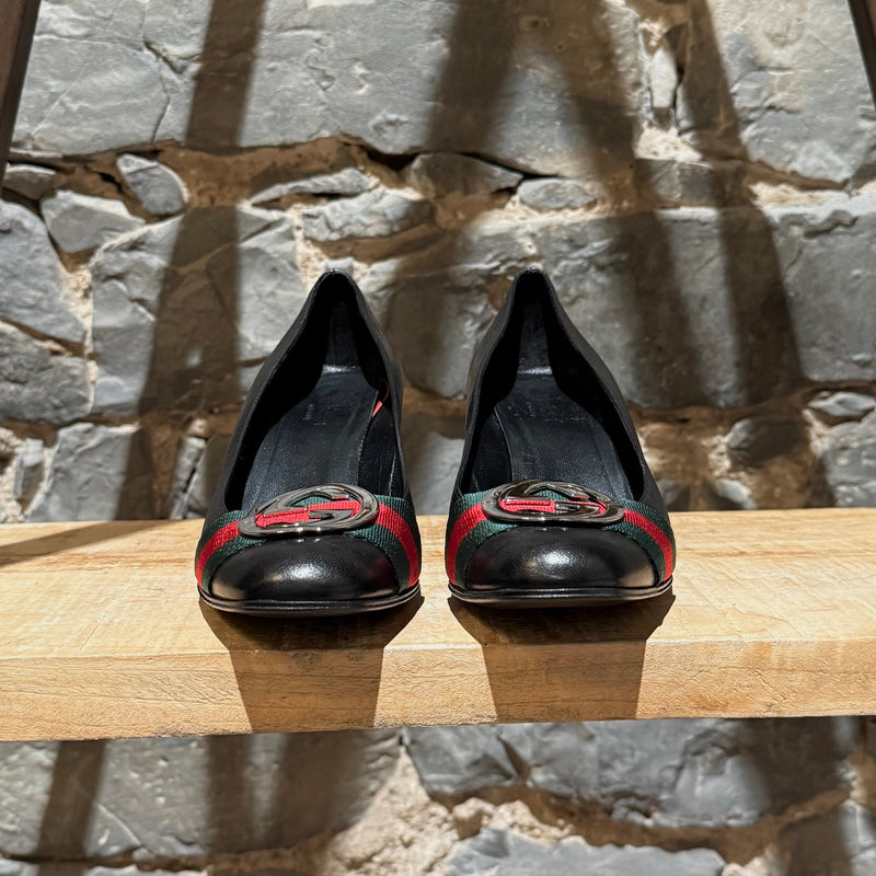 Gucci Black Leather Web Stripe Interlocking GG Pumps