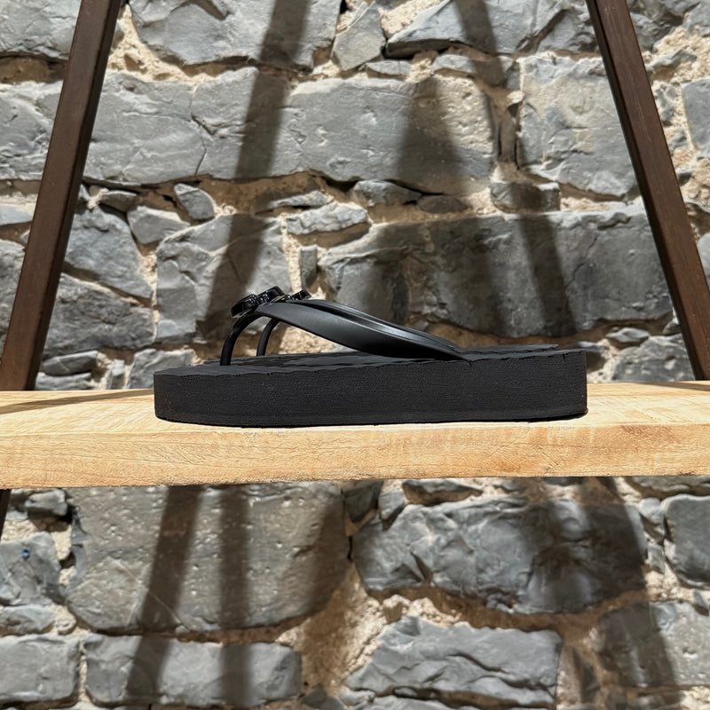 Gucci GG Chevron Platform Thong Sandals