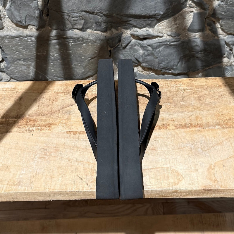 Gucci GG Chevron Platform Thong Sandals