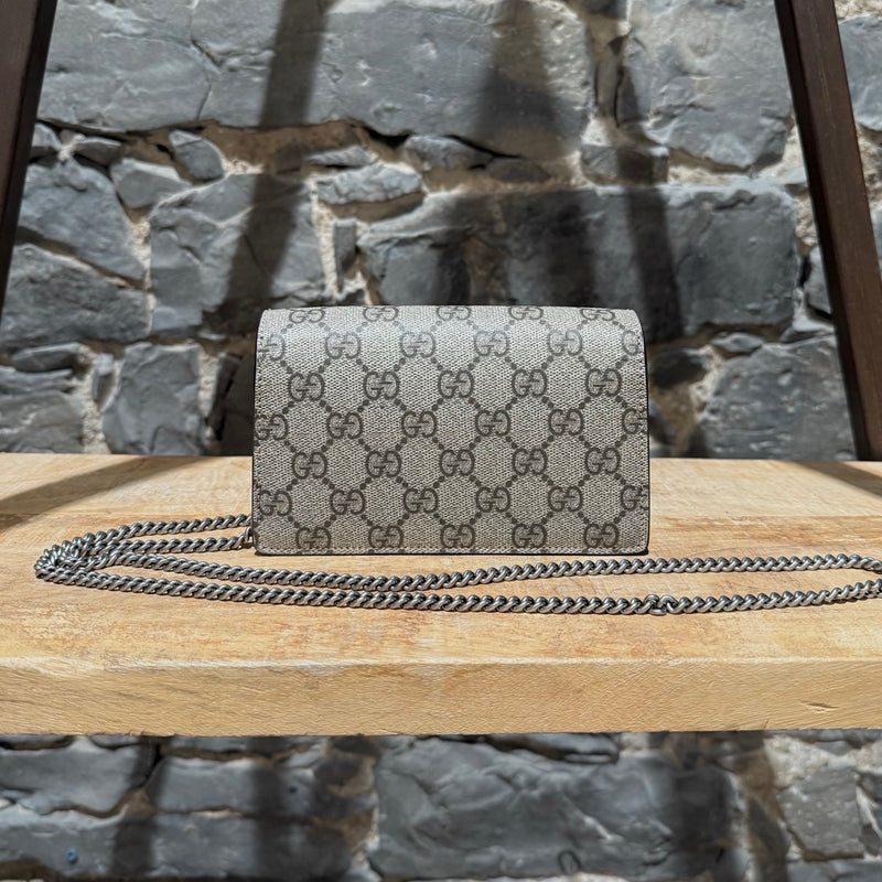 Gucci Supreme GG Supermini Chain Crossbody Bag