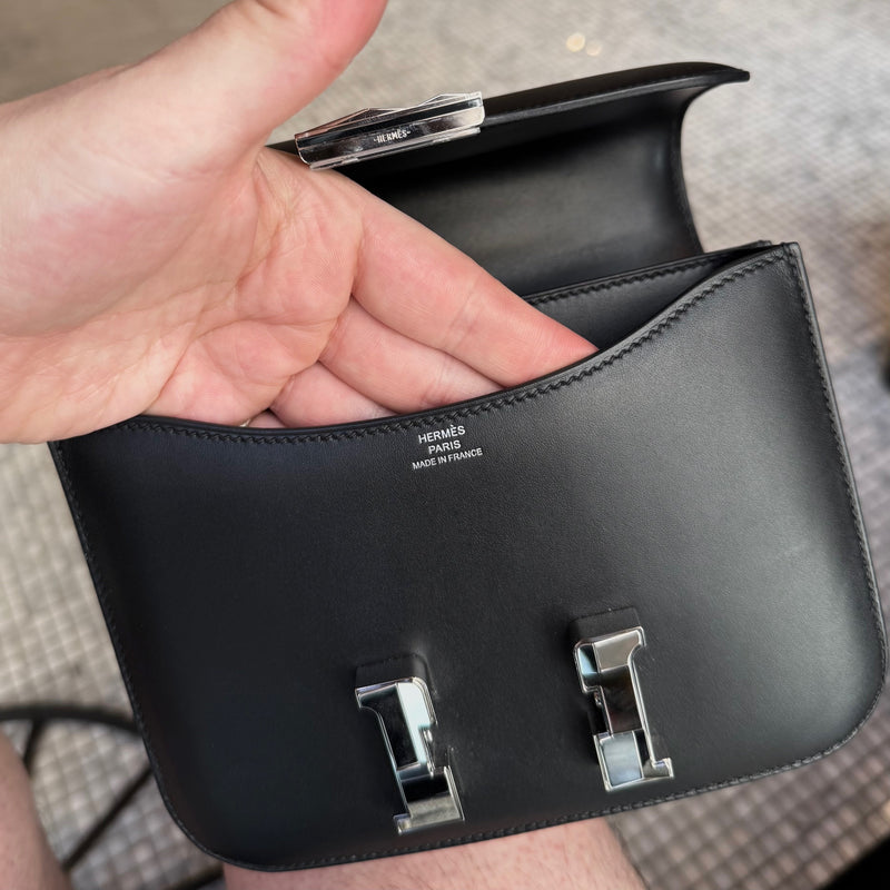 Closure of Hermès 2021 Limited Edition Black Monsieur Studio Disco Mini Constance III 18 Bag