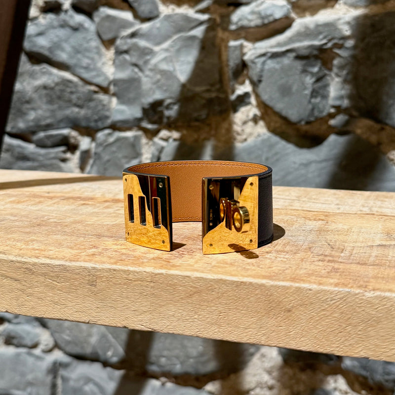 Opened Hermès Blue Saphir Swift Leather Gold Plated Kelly Dog Bracelet