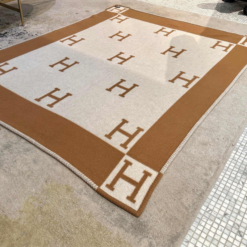 Hermès Ecru Camel Wool Cashmere Throw Blanket
