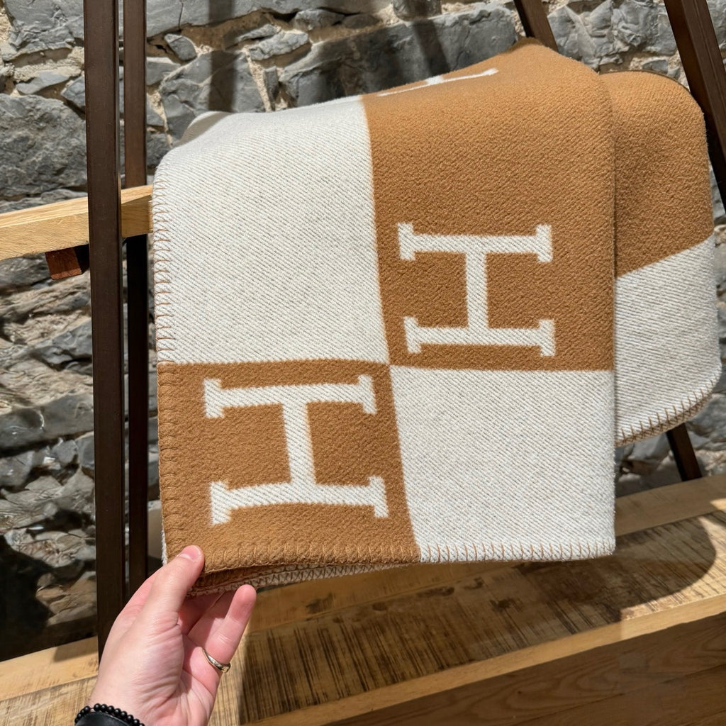 Hermès Ecru Camel Wool Cashmere Throw Blanket
