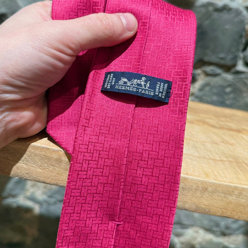 Brand label of Hermès Fuchsia Tonal H Silk Tie