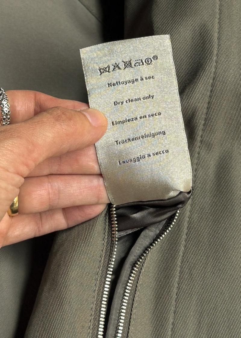 Labels of Hermès Straight Cut Zipped Cotton Jacket