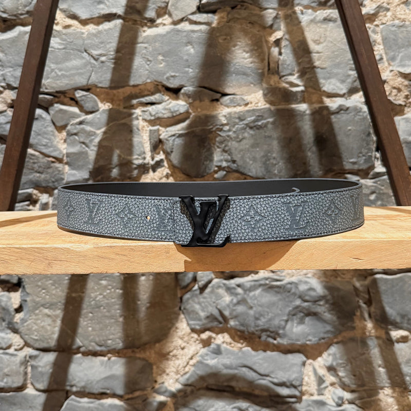 Grey side Front view of Louis Vuitton 2022 Grey Taurillon Monogram Flower LV Shape Reversible Belt