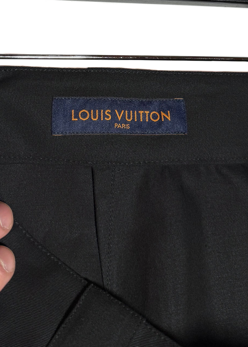 Brand label of Louis Vuitton Black LVSE Cotton Linen Soft Cargo Bermuda Shorts