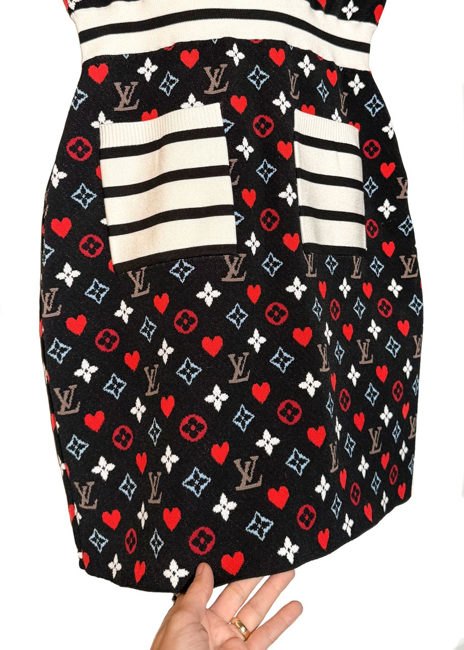 Louis Vuitton Black Monogram Heart Short Sleeves Polo Dress Boutique LUC.S Louis Vuitton Black Monogram Heart Short Sleeves Polo Dress Boutique LUC.S