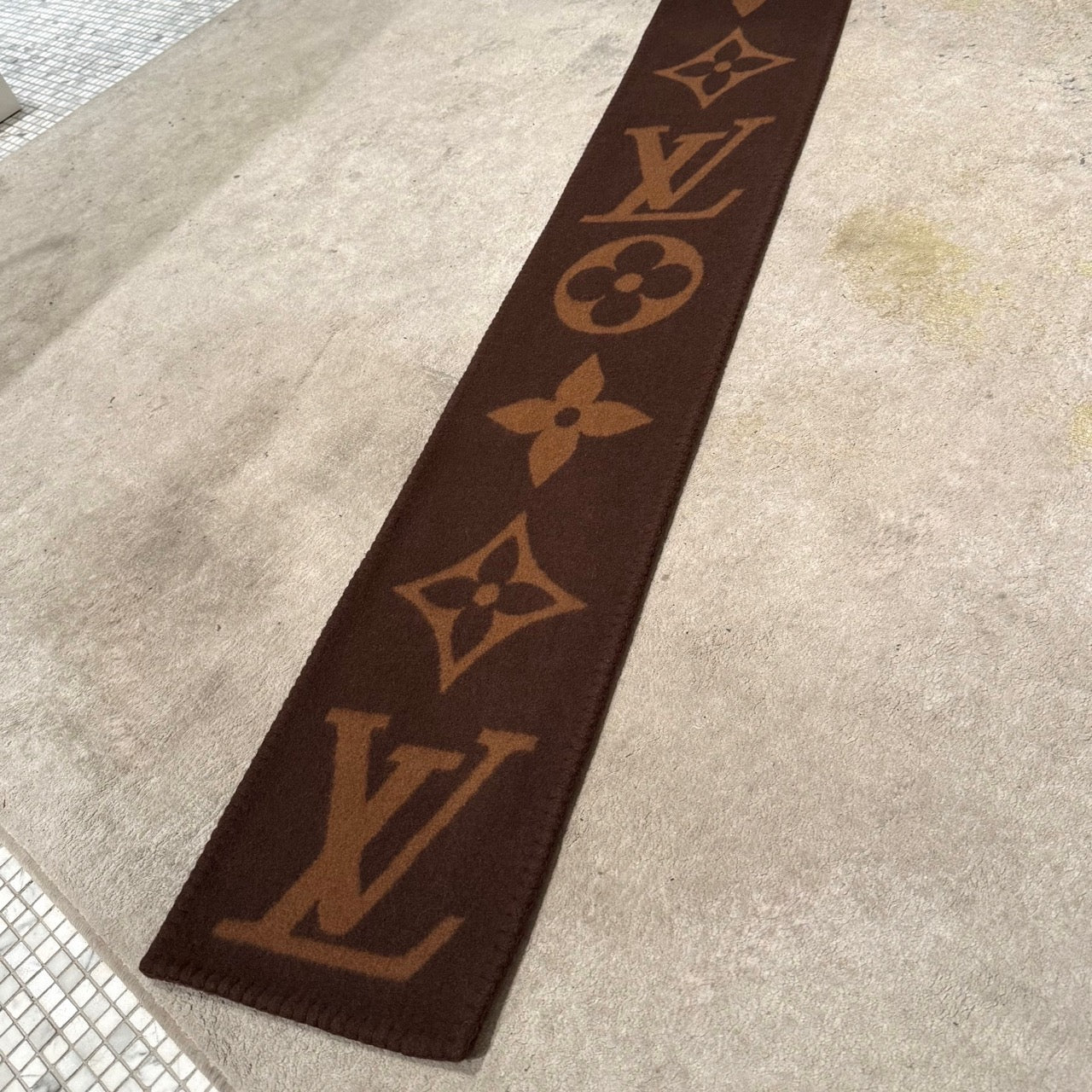 louis-vuitton-brown-cashmere-
